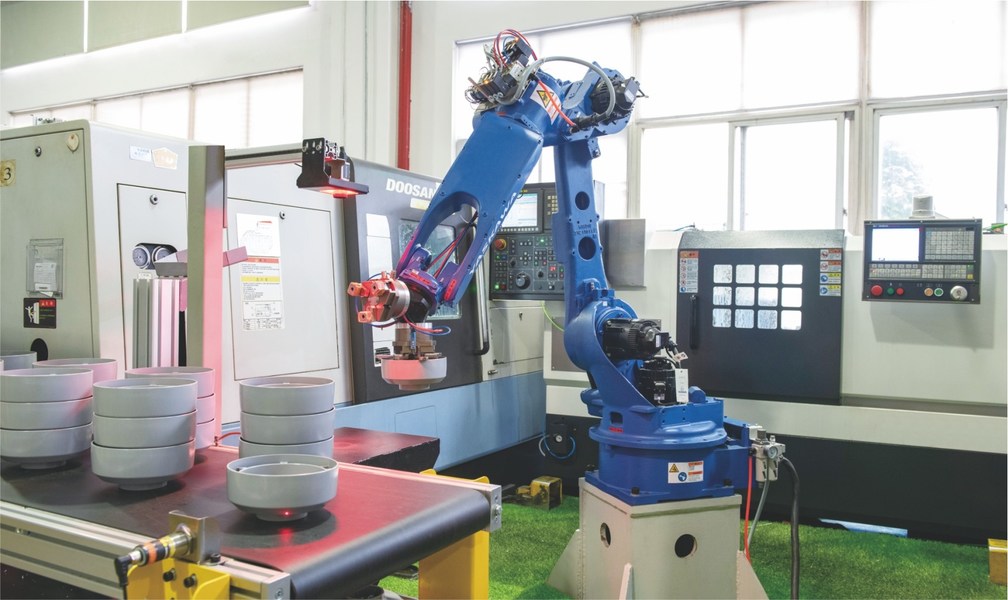 Warom Technology Incorporated Company 제조업체의 생산 라인